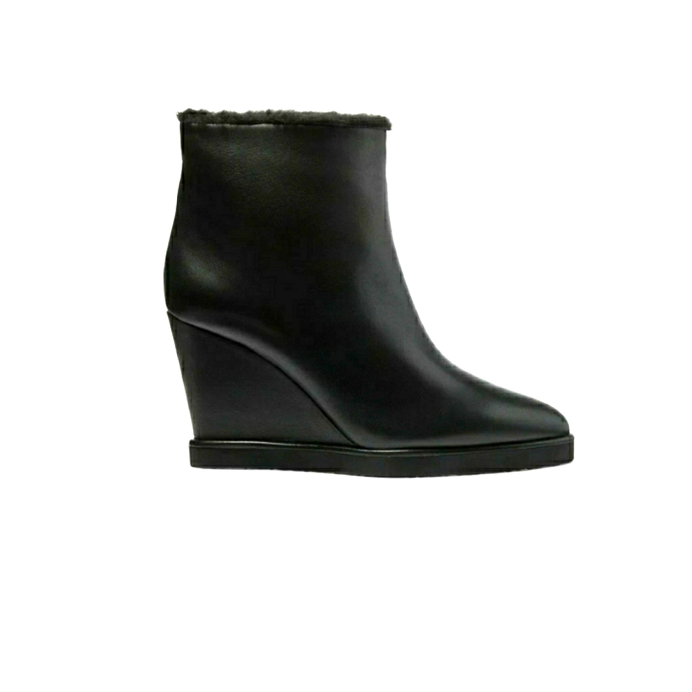 Tamara Mellon Great Escape Ankle Boots